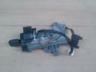 bontott MITSUBISHI COLT Gyújtáskapcsoló Házzal