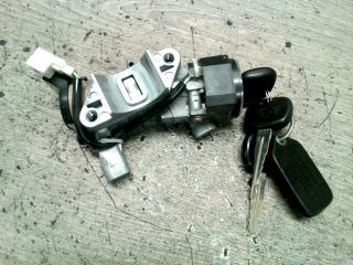 bontott MITSUBISHI COLT Gyújtáskapcsoló Házzal