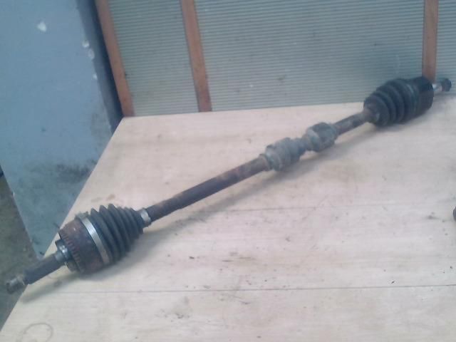 bontott MITSUBISHI COLT Jobb Féltengely