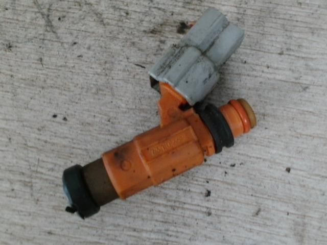 bontott MITSUBISHI COLT Porlasztó (1 db)