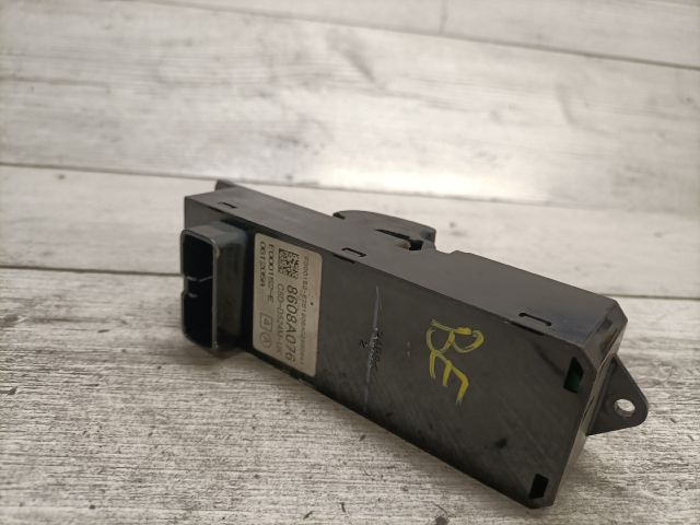 bontott MITSUBISHI COLT Ablakemelő Kapcsoló Négyes / Kettes