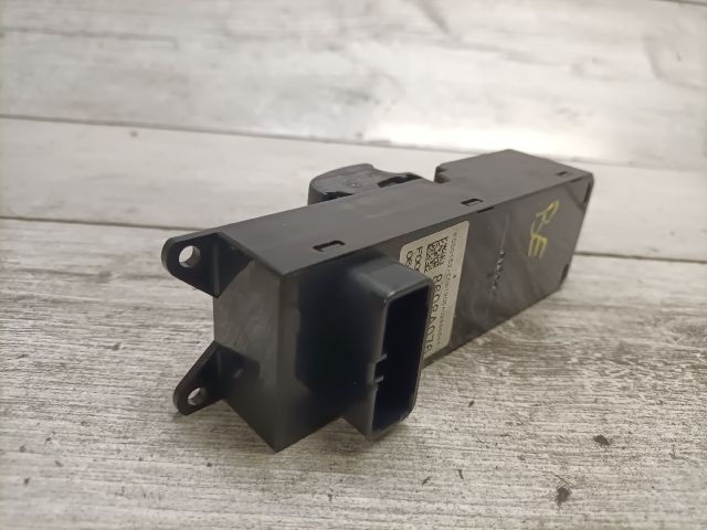 bontott MITSUBISHI COLT Ablakemelő Kapcsoló Négyes / Kettes