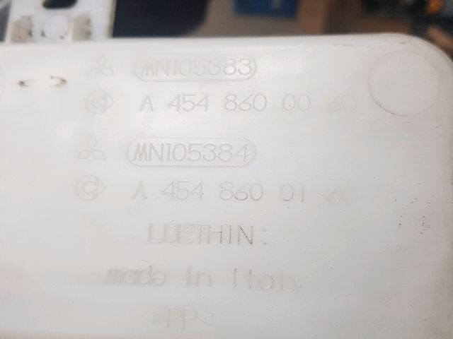 bontott MITSUBISHI COLT Ablakmosó Tartály