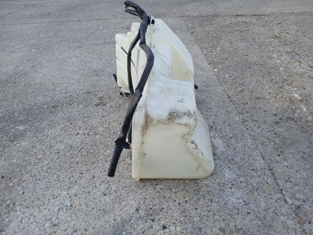 bontott MITSUBISHI COLT Ablakmosó Tartály