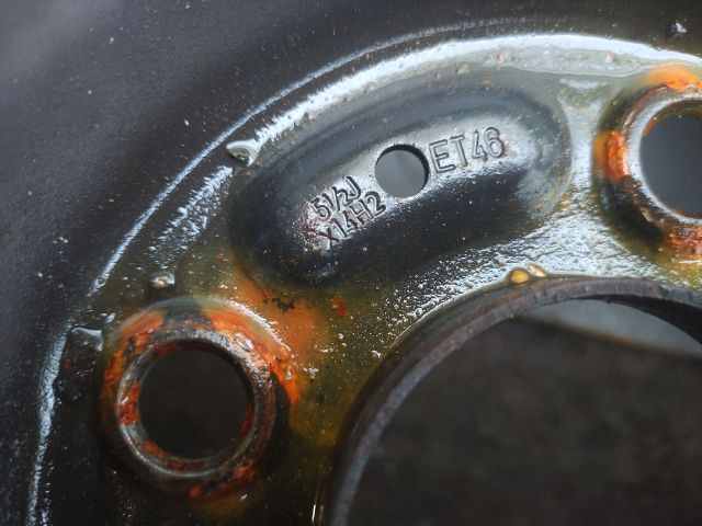 bontott MITSUBISHI COLT Acélfelni Szett Gumival