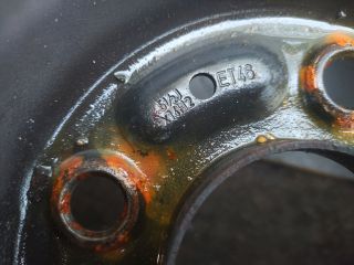 bontott MITSUBISHI COLT Acélfelni Szett Gumival