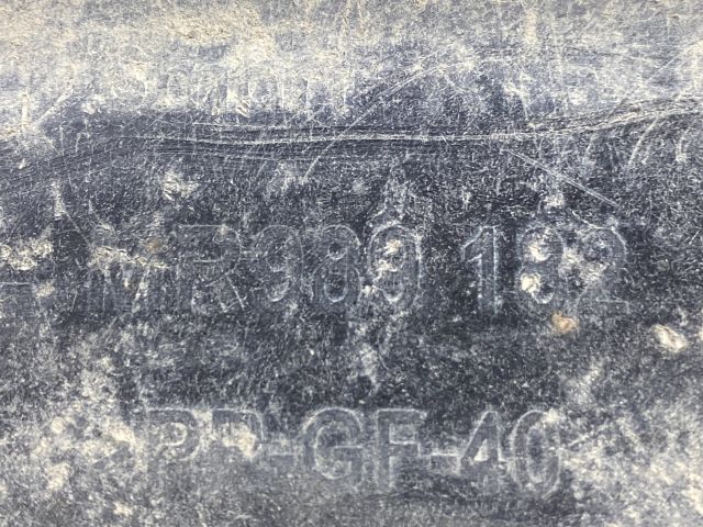 bontott MITSUBISHI COLT Akkumulátor Tartó