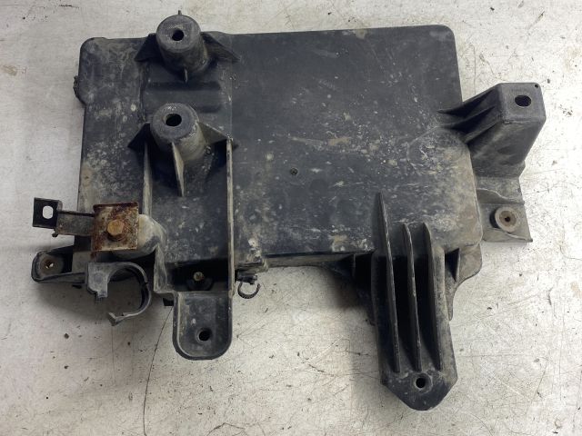 bontott MITSUBISHI COLT Akkumulátor Tartó