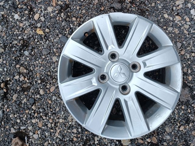 bontott MITSUBISHI COLT Alufelni Szett