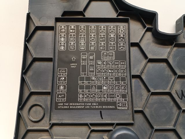 bontott MITSUBISHI COLT Bal Alsó Műszerfal Burkolat