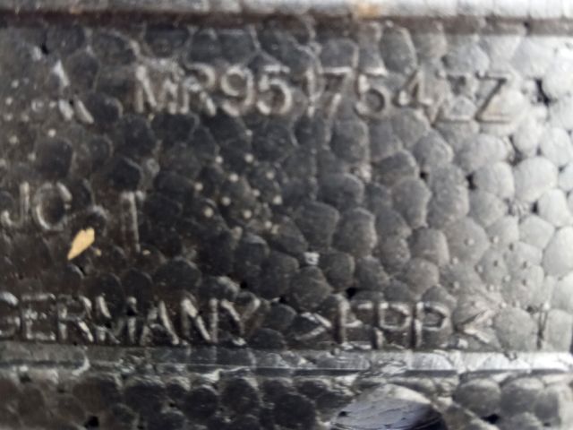 bontott MITSUBISHI COLT Bal Alsó Műszerfal Burkolat