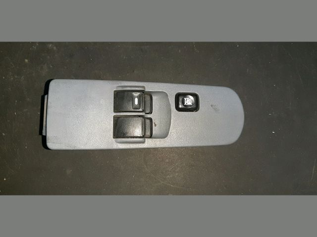 bontott MITSUBISHI COLT Bal első Ablakemelő Kapcsoló