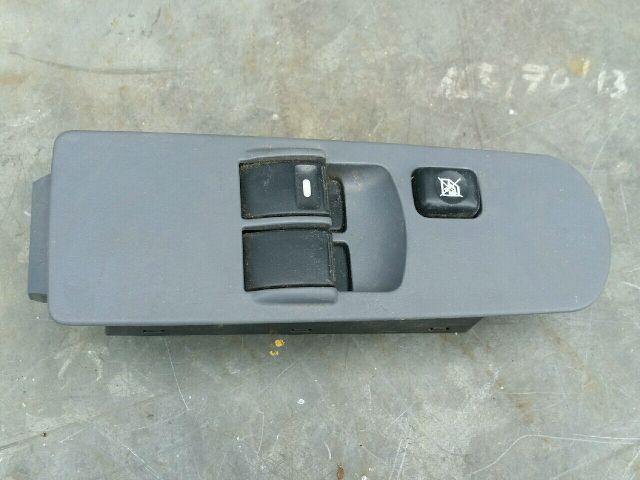 bontott MITSUBISHI COLT Bal első Ablakemelő Kapcsoló