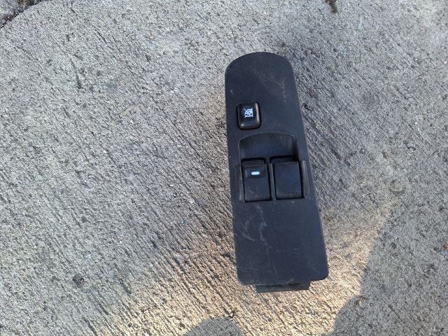 bontott MITSUBISHI COLT Bal első Ablakemelő Kapcsoló