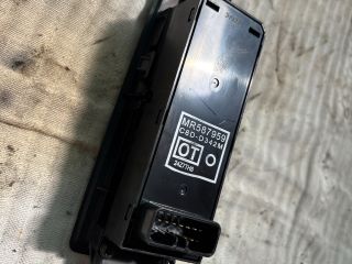 bontott MITSUBISHI COLT Bal első Ablakemelő Kapcsoló