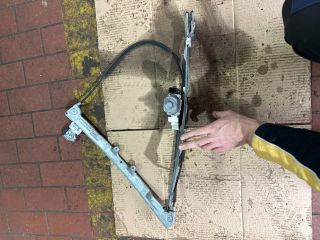 bontott MITSUBISHI COLT Bal első Ablakemelő Szerkezet (Elektromos)