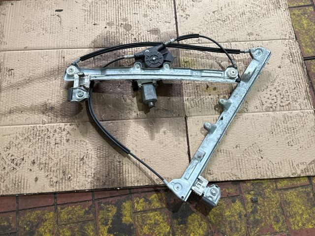 bontott MITSUBISHI COLT Bal első Ablakemelő Szerkezet (Elektromos)