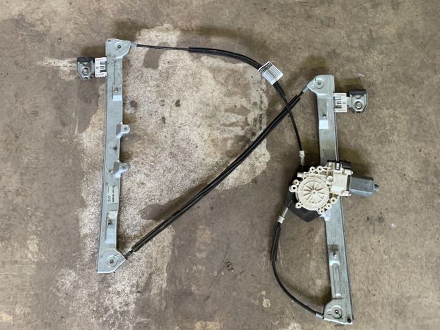 bontott MITSUBISHI COLT Bal első Ablakemelő Szerkezet (Elektromos)