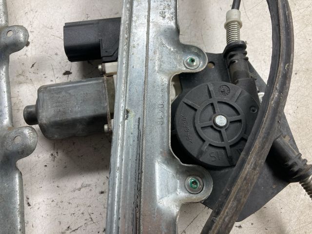 bontott MITSUBISHI COLT Bal első Ablakemelő Szerkezet (Elektromos)