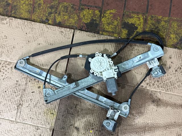 bontott MITSUBISHI COLT Bal első Ablakemelő Szerkezet (Elektromos)