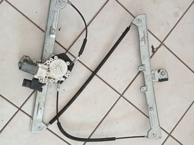 bontott MITSUBISHI COLT Bal első Ablakemelő Szerkezet (Elektromos)