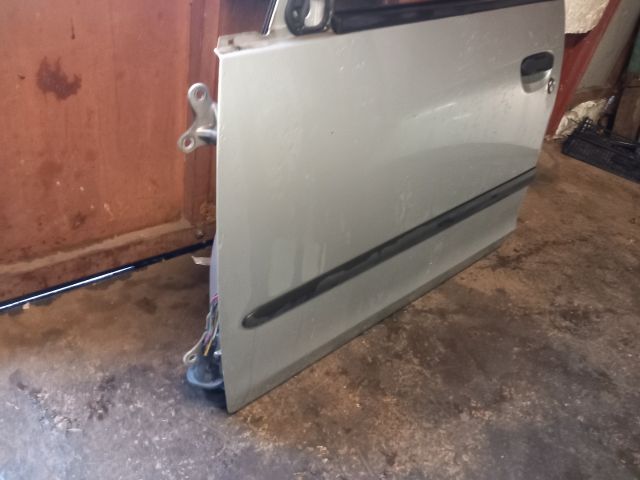 bontott MITSUBISHI COLT Bal első Ajtó (Üres lemez)