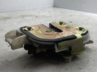 bontott MITSUBISHI COLT Bal első Ajtózár