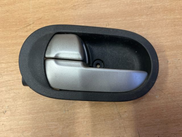 bontott MITSUBISHI COLT Bal első Belső Kilincs