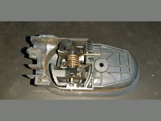 bontott MITSUBISHI COLT Bal első Belső Kilincs