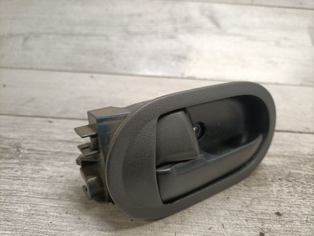 bontott MITSUBISHI COLT Bal első Belső Kilincs