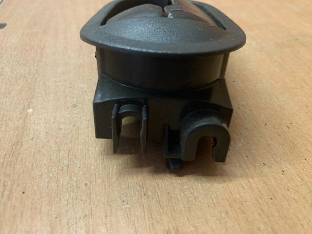 bontott MITSUBISHI COLT Bal első Belső Kilincs