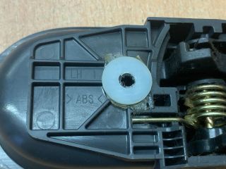 bontott MITSUBISHI COLT Bal első Belső Kilincs