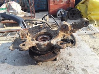 bontott MITSUBISHI COLT Bal első Csonkállvány Kerékaggyal