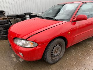 bontott MITSUBISHI COLT Bal első Dobbetét (Kerékjárati, Műanyag)
