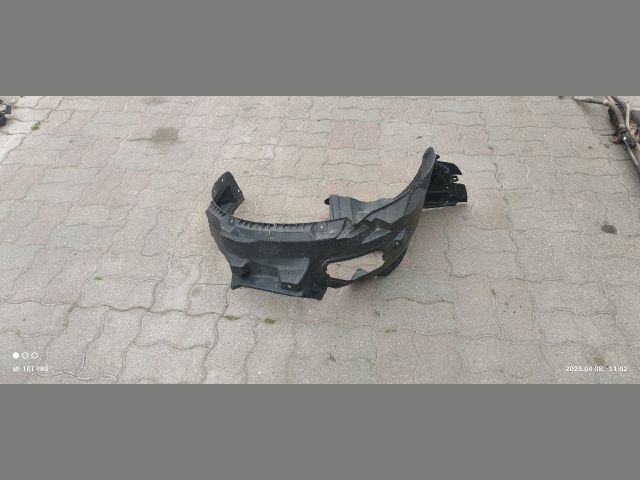 bontott MITSUBISHI COLT Bal első Dobbetét (Kerékjárati, Műanyag)