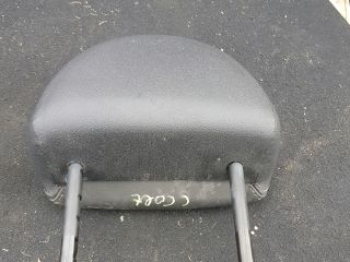 bontott MITSUBISHI COLT Bal első Fejtámla