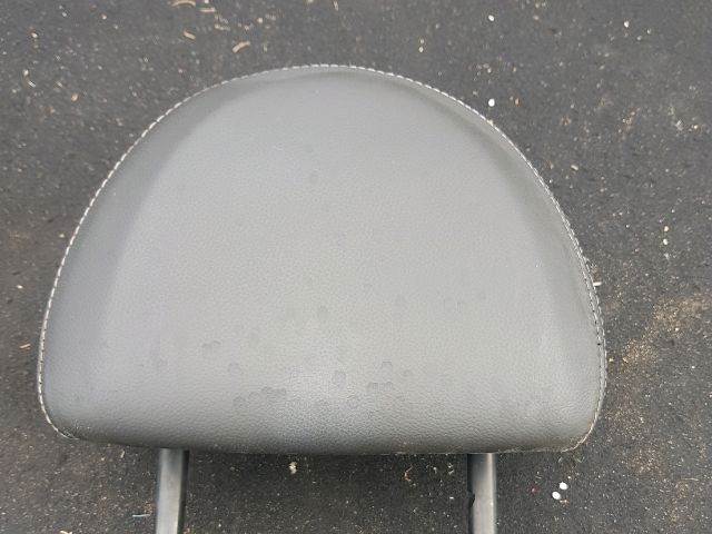 bontott MITSUBISHI COLT Bal első Fejtámla