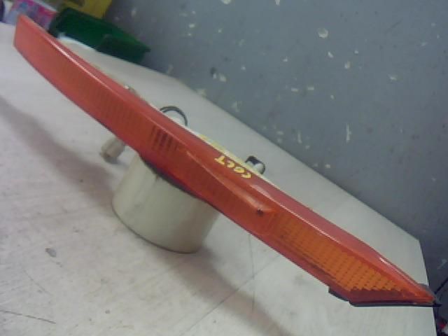 bontott MITSUBISHI COLT Bal első Irányjelző