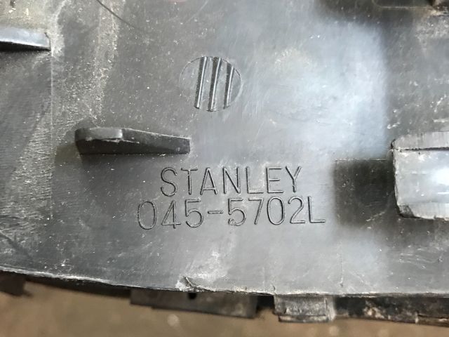 bontott MITSUBISHI COLT Bal első Irányjelző