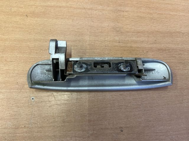 bontott MITSUBISHI COLT Bal első Külső Kilincs