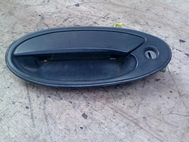 bontott MITSUBISHI COLT Bal első Külső Kilincs