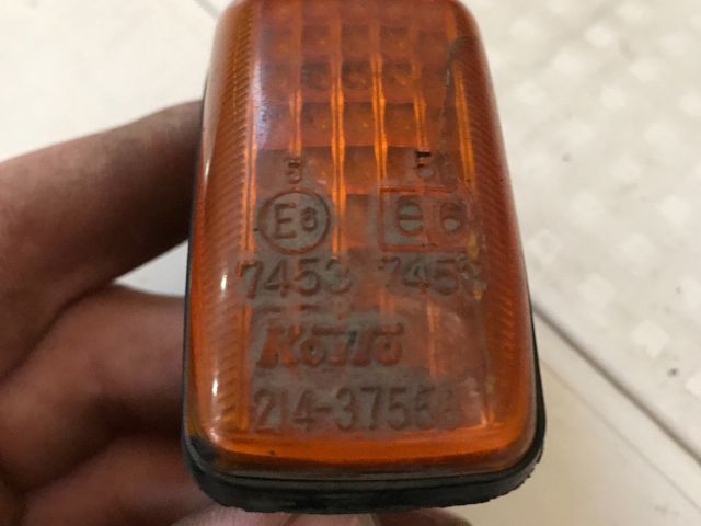 bontott MITSUBISHI COLT Bal első Sárvédő Irányjelző