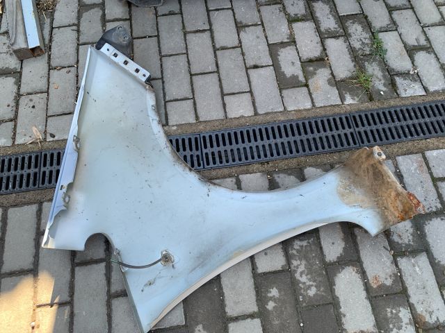 bontott MITSUBISHI COLT Bal első Sárvédő