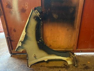 bontott MITSUBISHI COLT Bal első Sárvédő