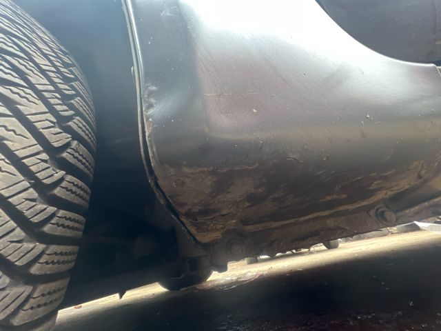 bontott MITSUBISHI COLT Bal első Sárvédő