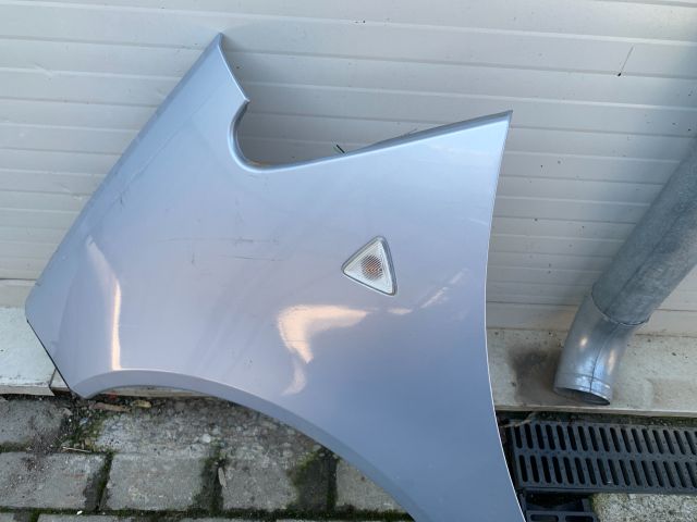 bontott MITSUBISHI COLT Bal első Sárvédő