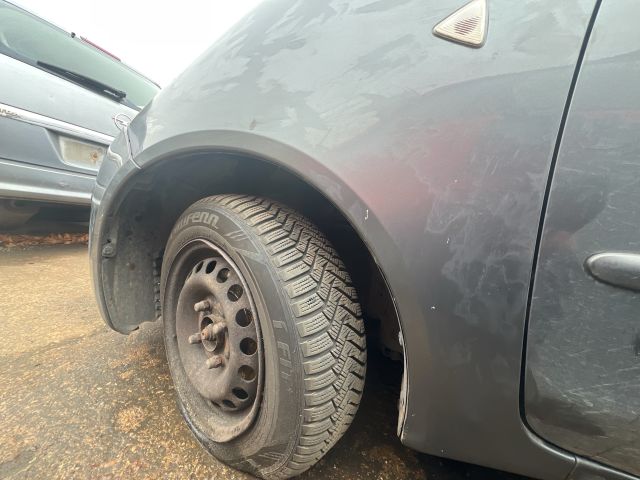 bontott MITSUBISHI COLT Bal első Sárvédő