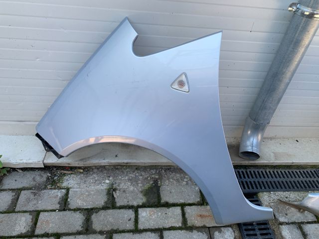 bontott MITSUBISHI COLT Bal első Sárvédő