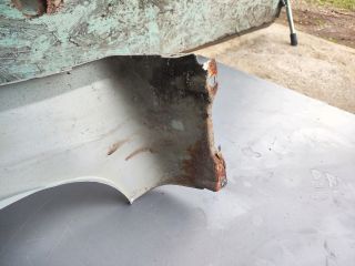 bontott MITSUBISHI COLT Bal első Sárvédő