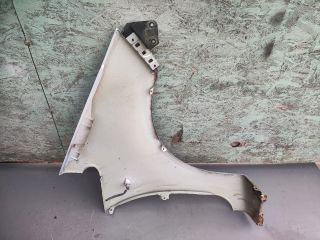 bontott MITSUBISHI COLT Bal első Sárvédő